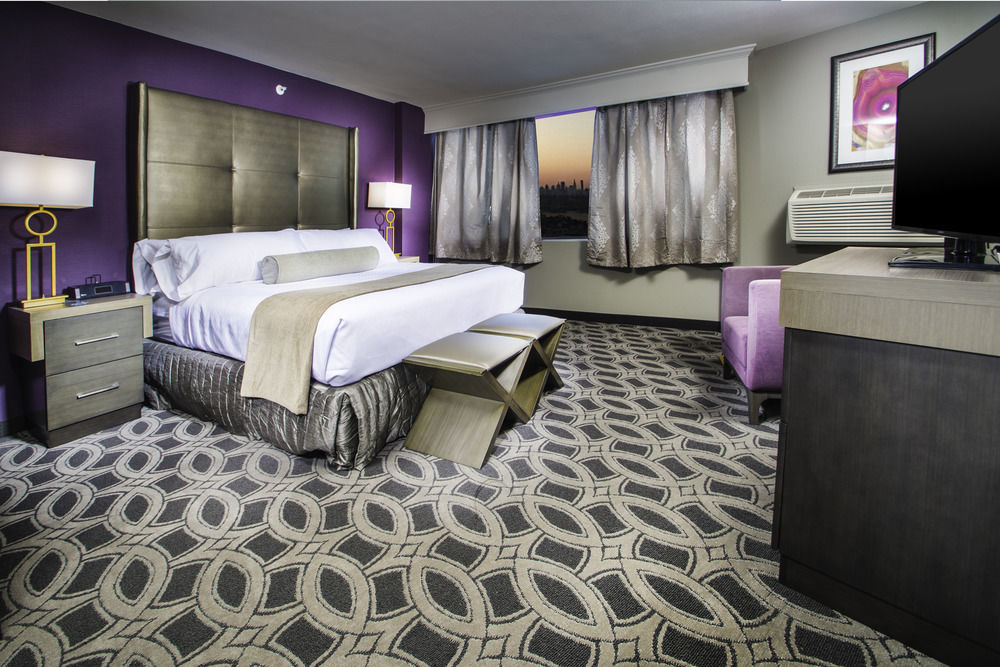 Crowne Plaza Saddle Brook By Ihg Hotel Buitenkant foto